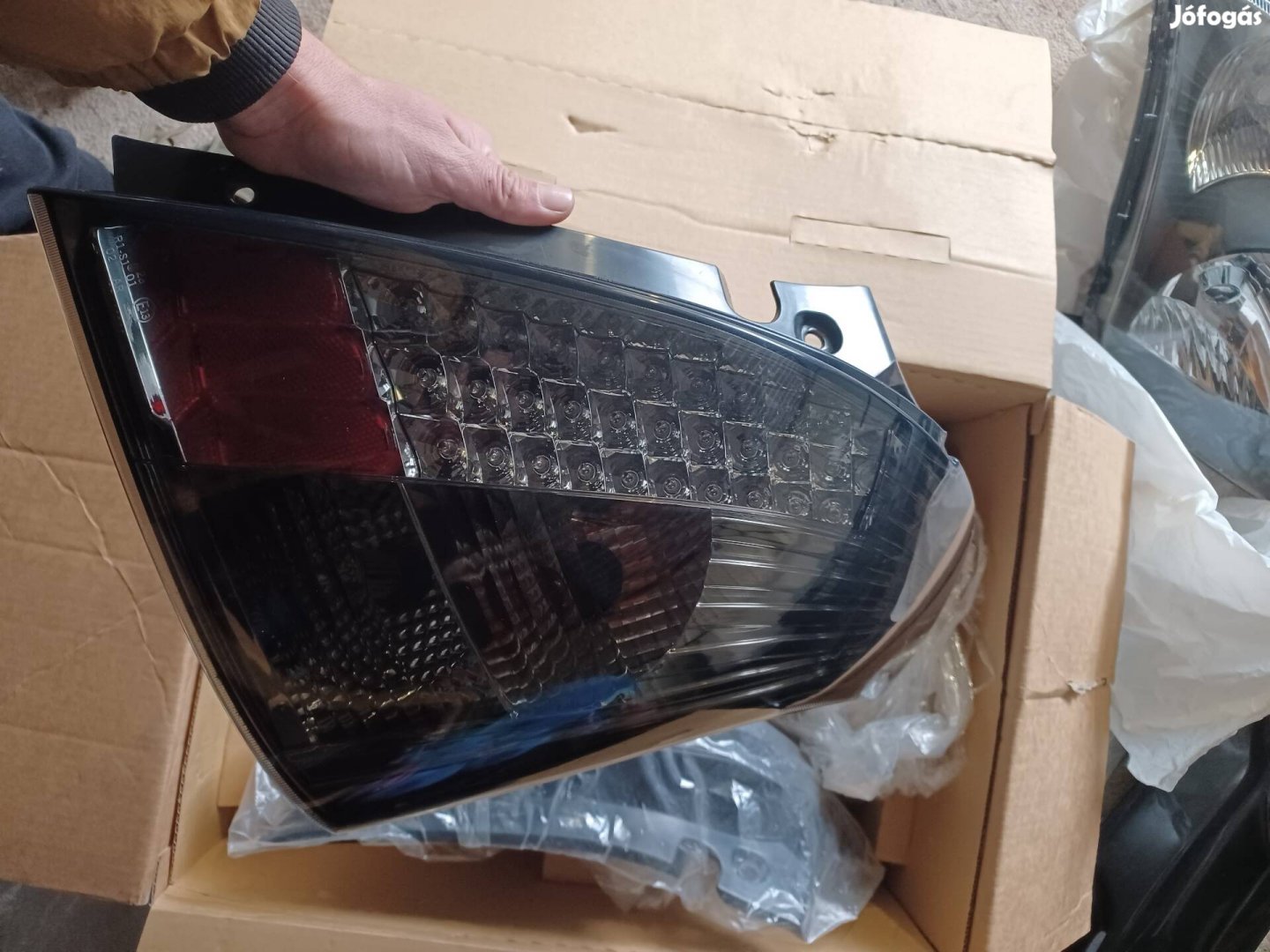 suzuki swift ledes hátsó lámpa 