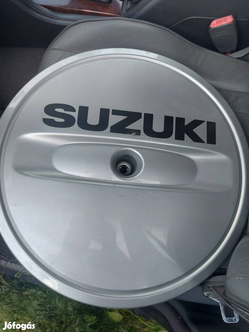 suzuki vitara (jimmy) pótkerék fedél eladó