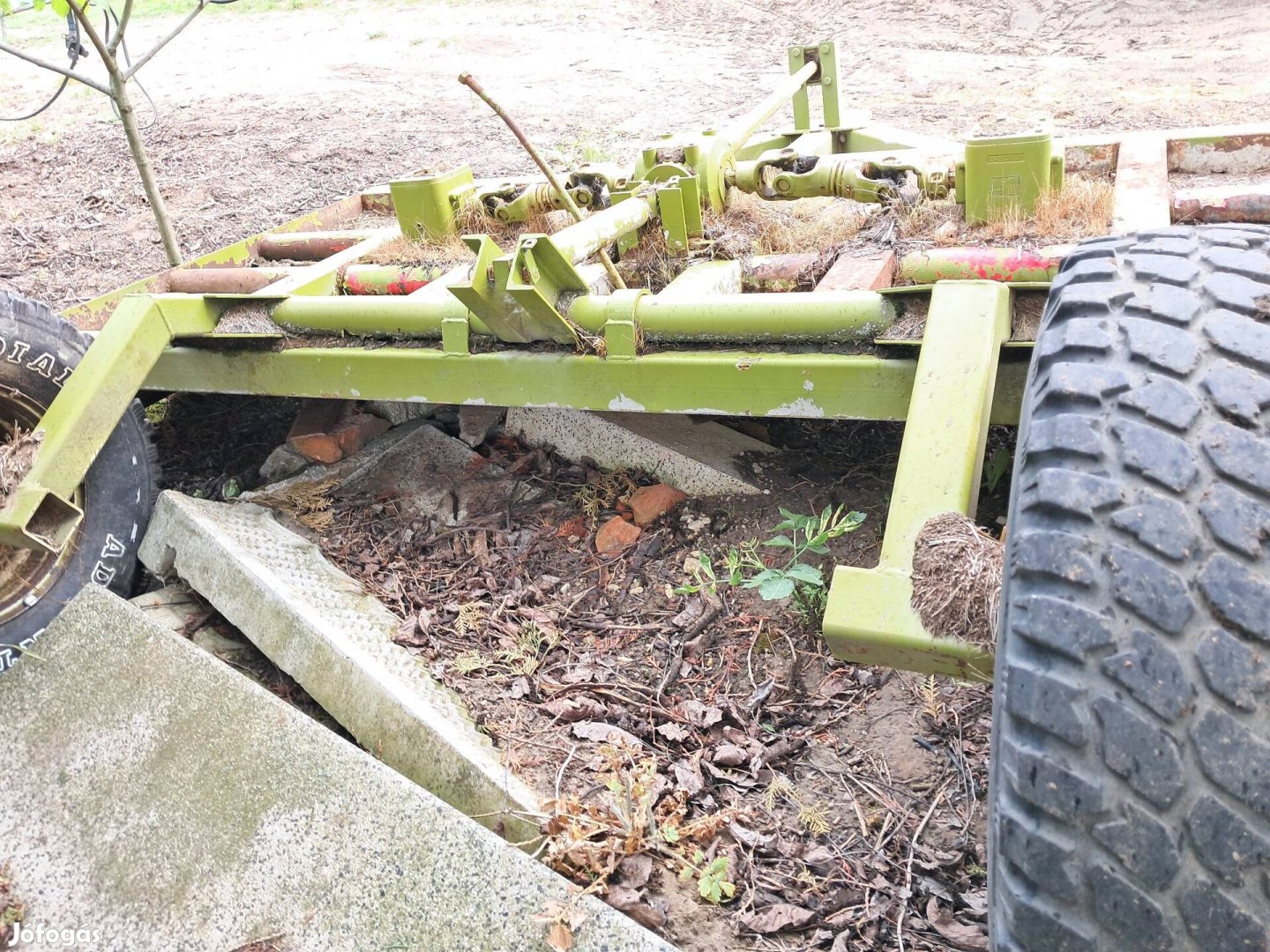 szartepo eladó jó állapotban.