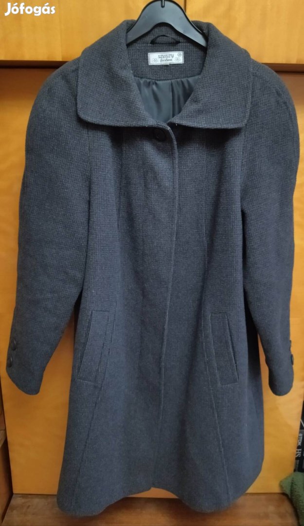 szürke szövetkabát