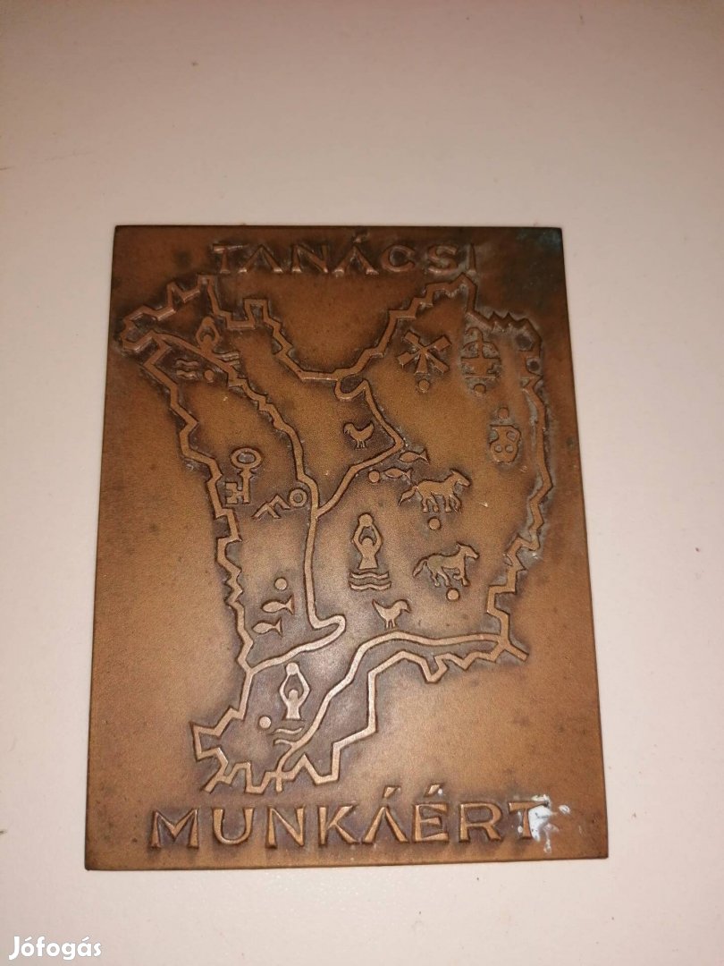 tanácsi munkáért régi plaket