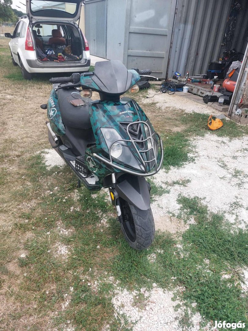 tarius samba 50 2t robogó 