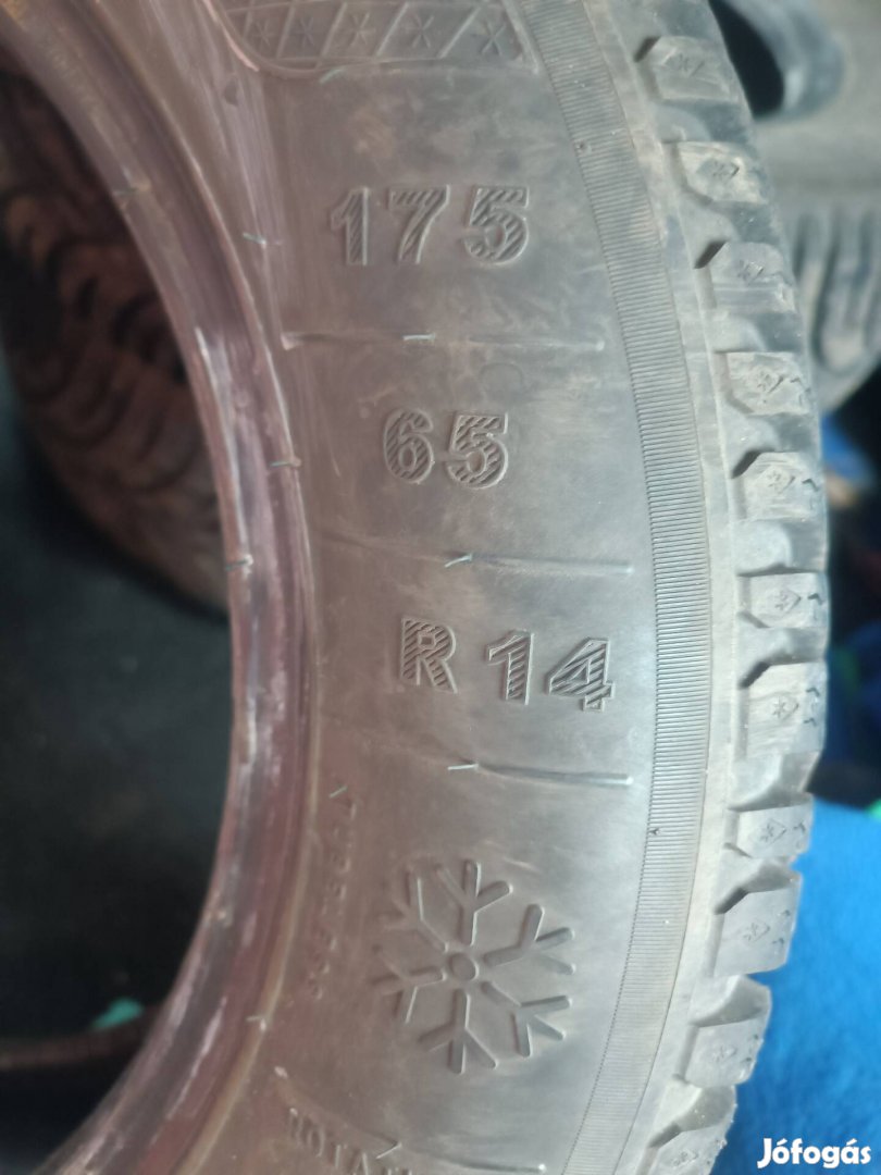 téli gumi 175/65 R14 4db eladó Monoron 