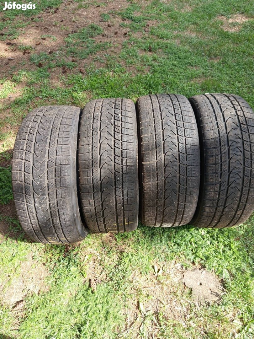 teli gumi 235/40 R19