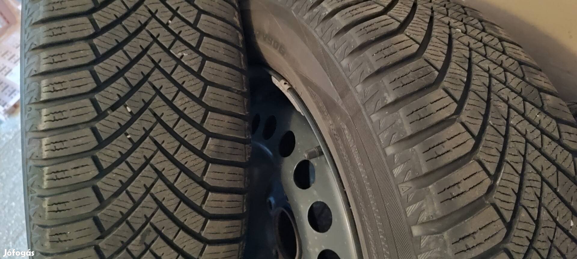 téli gumi felnire szerelve 205/55r16