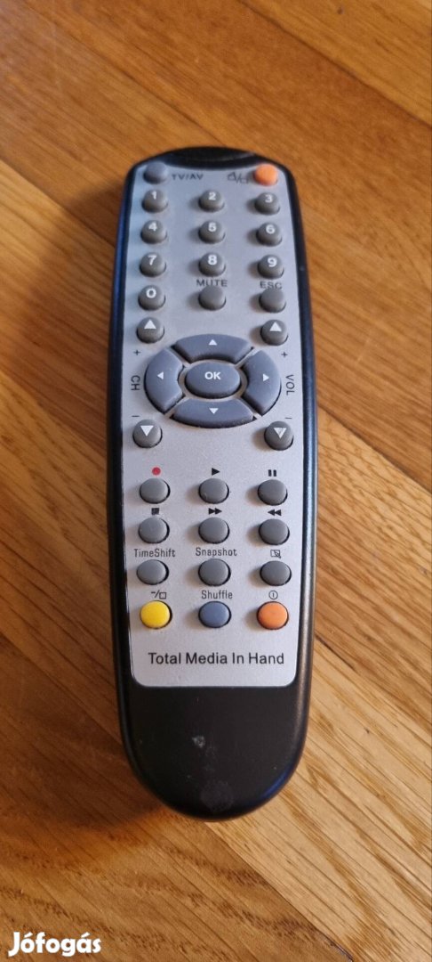 total media in hand távirányító 
