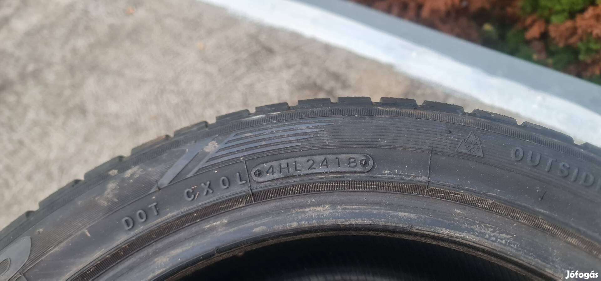 toyo téligumi 235/45 r17 