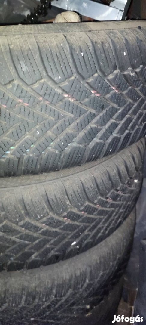 toyota avensis continental téli gumi felnivel