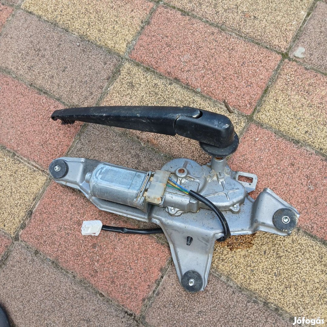 toyota yaris 2006 tól csomagtartó ablaktörlő 