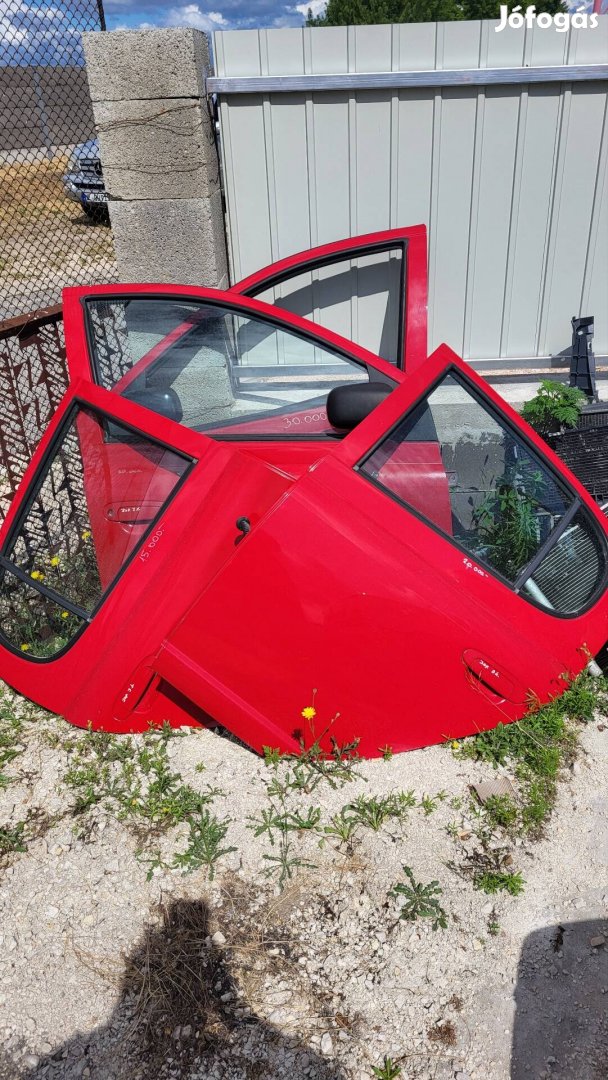 toyota yaris I, II ajtók