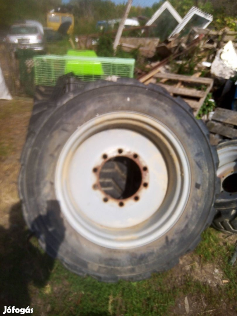 traktor kerék 445/50D710; 1db