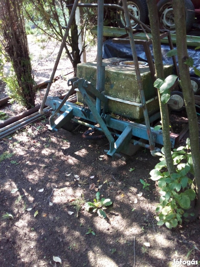 traktor permetezo