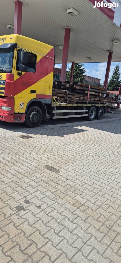 traktor pótkocsi 