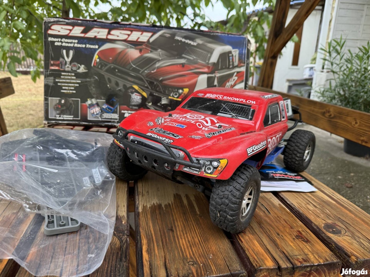 traxxas slash RC távirányítós autó (nem hpi baja )