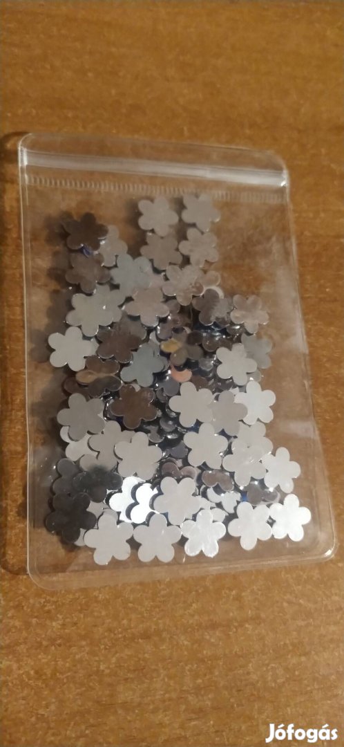 új 88 db öt ágú virág mintás kék köves dísz szett