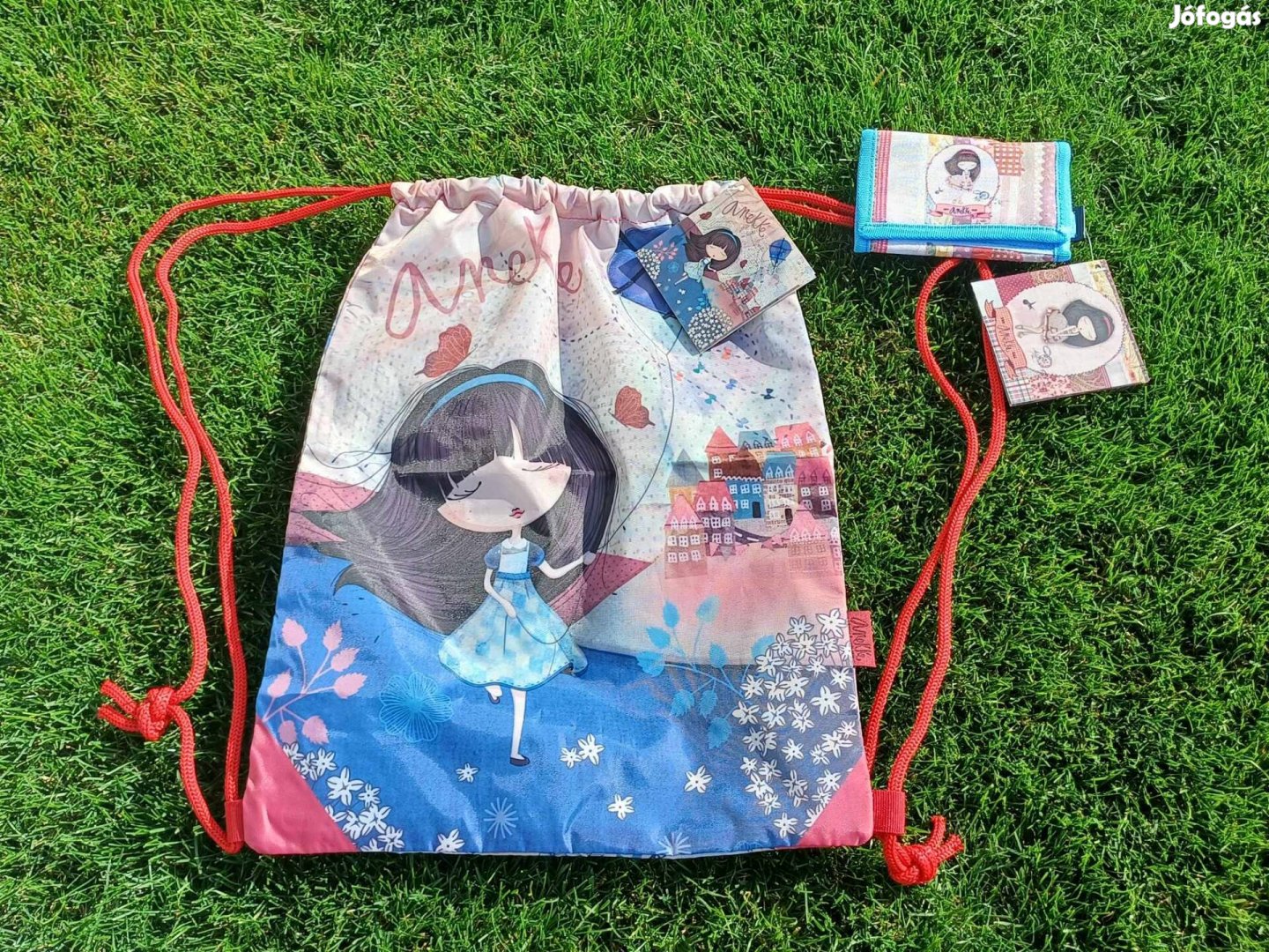 új Anekke tornazsak penztarcaval