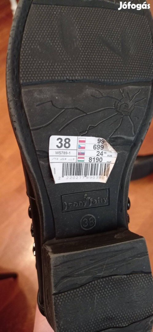 új, női bakancs olcsón eladó