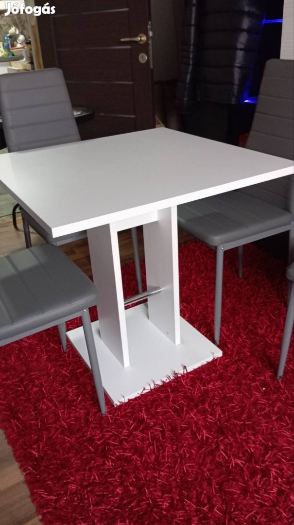 új etkező garnitúra
