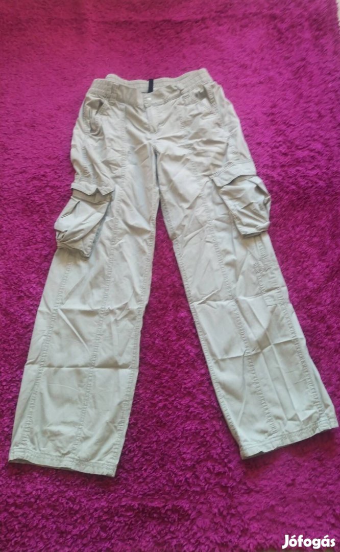 új khaki gumis derekú nyári sok zsebes vékony nadrág
