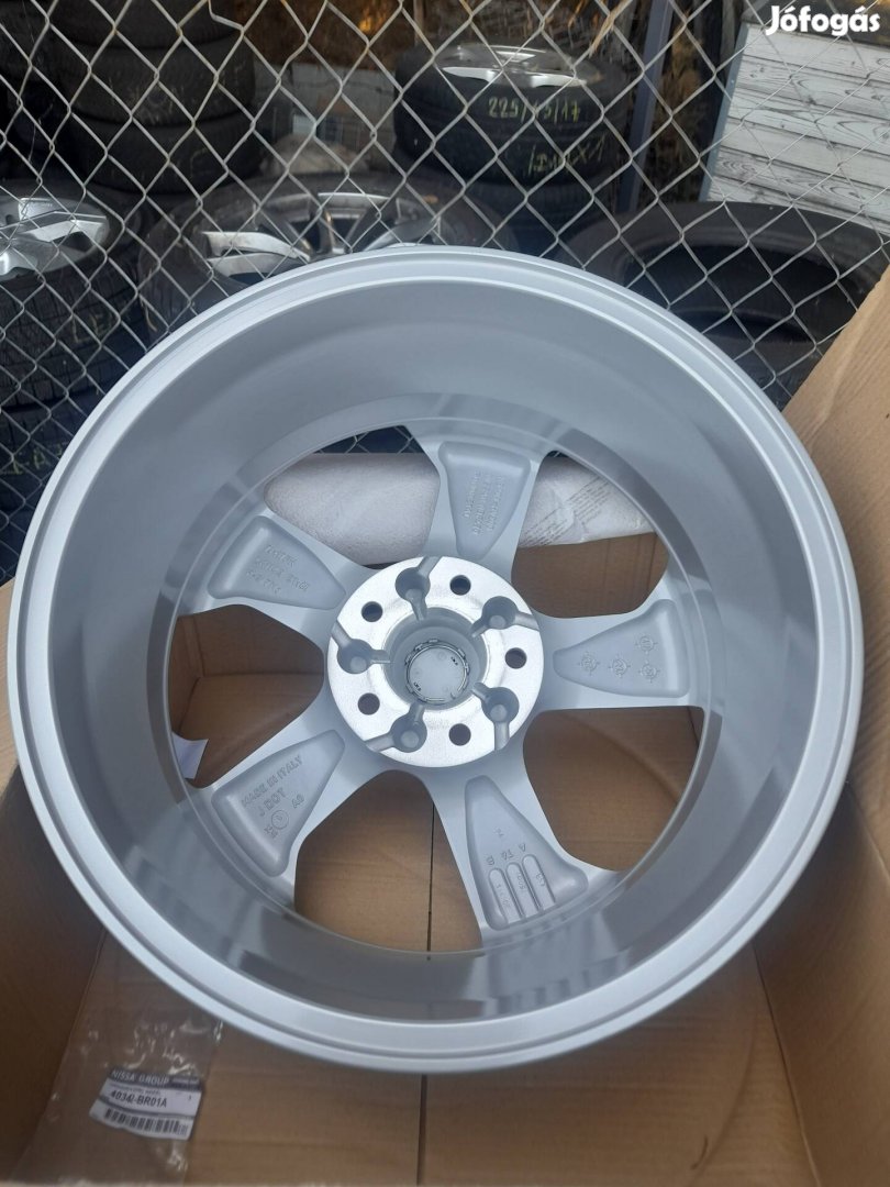 új nissan alufelni garnitura