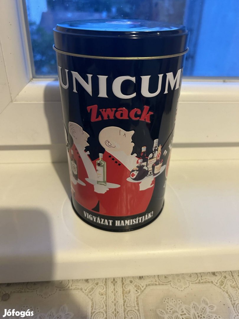 unicumos fém doboz