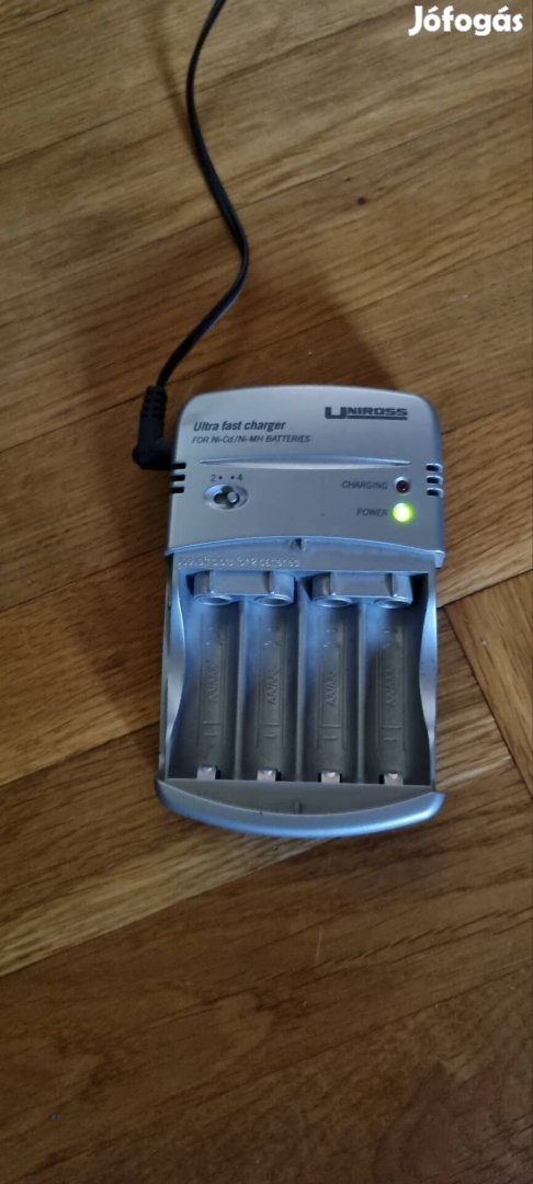 uniross ultragyors ceruza akkumulátor töltő 