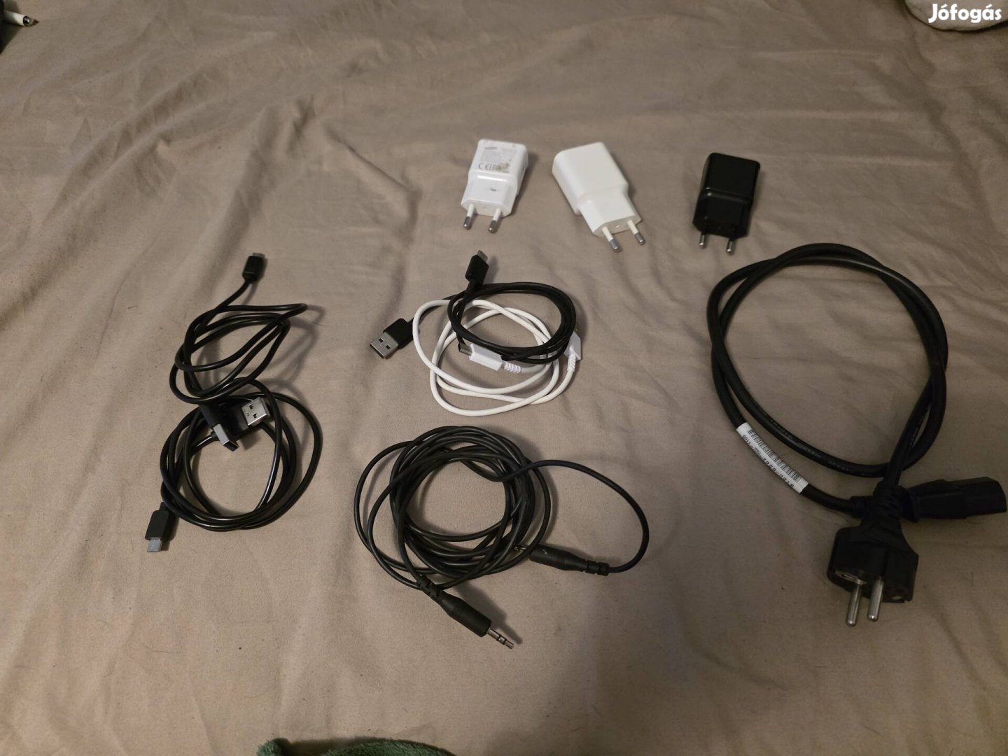 usb kábelek, adapterek, samsung tok