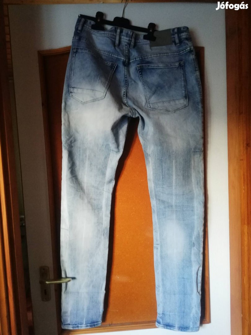 vadonatúj férfi farmernadrág, 34/34 méret 