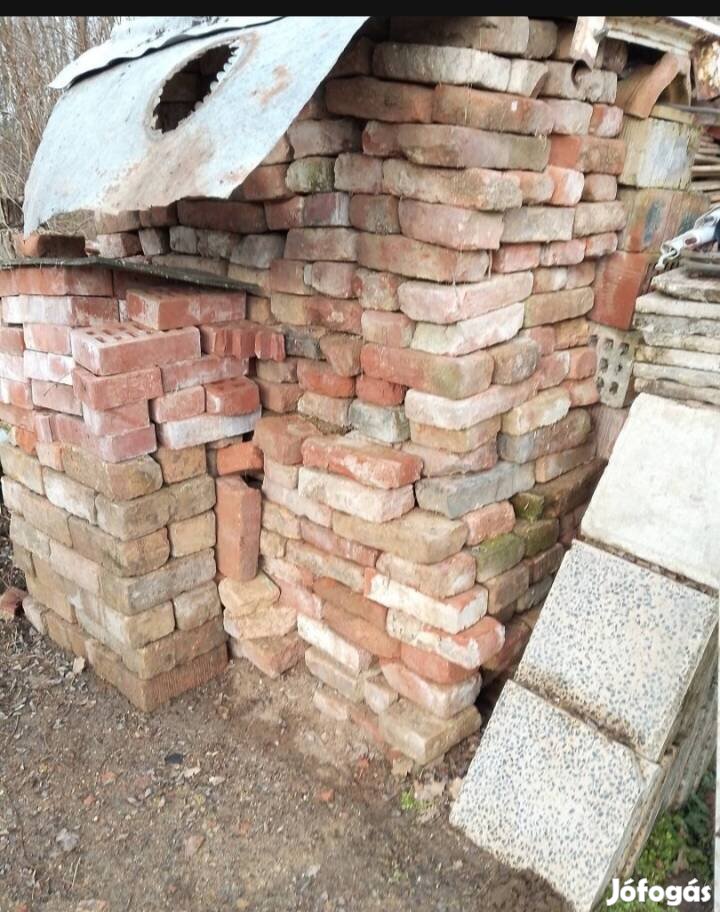 vegyes tégla