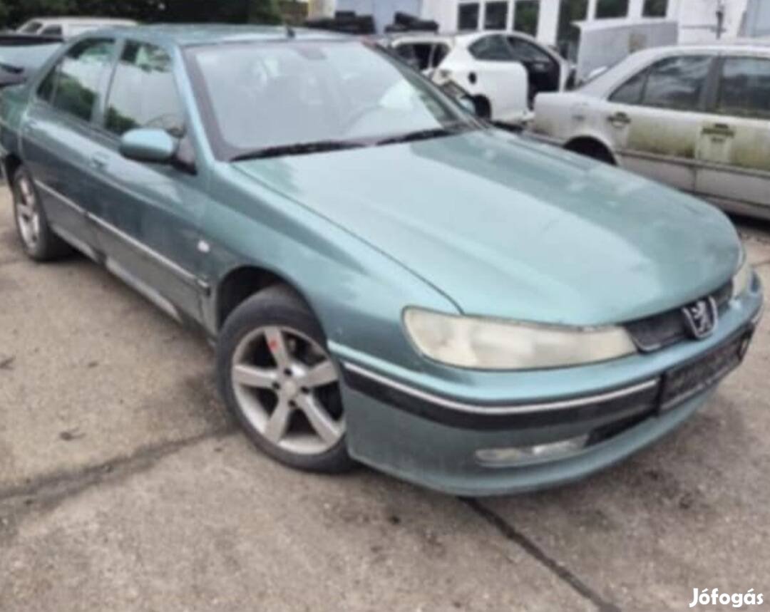vennék Peugeot 406 facelift első komplett lökhárítót 