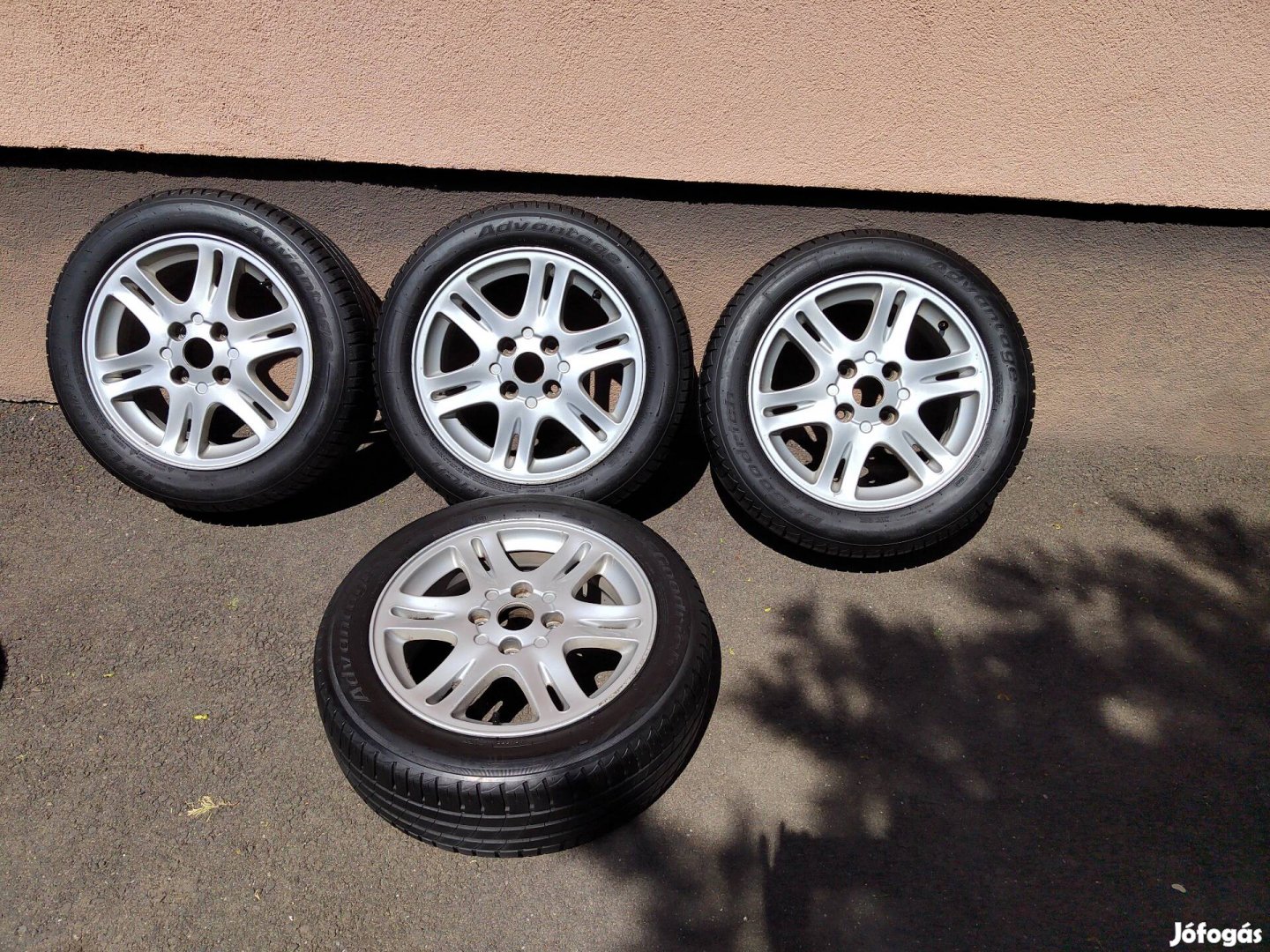 volvo s40/v40/ ford felni eladó
