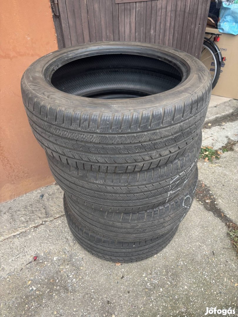 vredestein quatrac pro 255 45 r20 105w