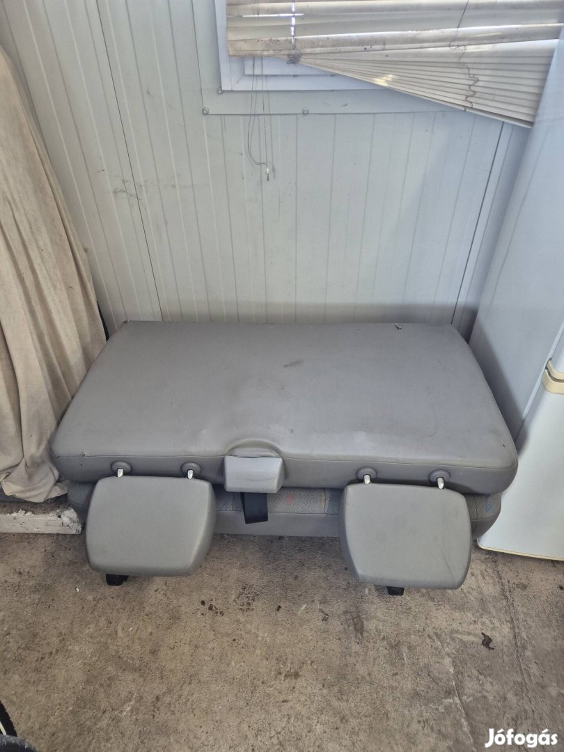 vt transporter t5 t6 kozépsö dupla ülés