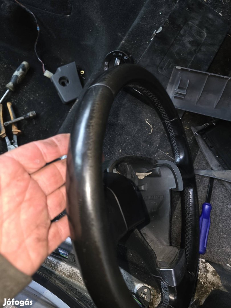 vw Jetta 1K5 bőr kormány 