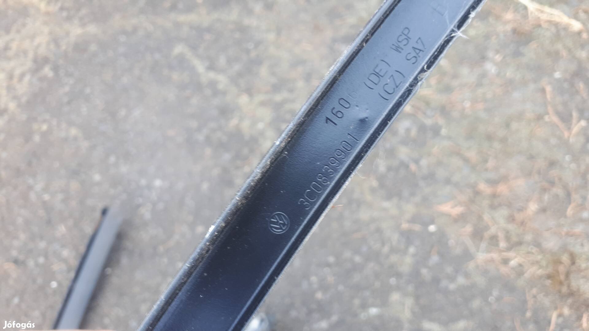 vw Passat B6 bal hátsó első ajtókeret burkolat  3C0839901