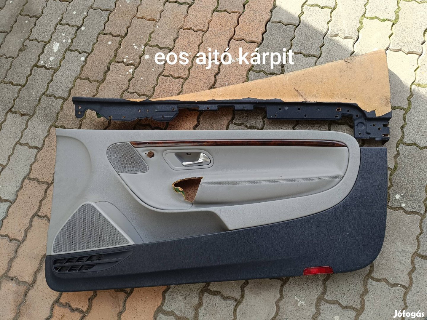 vw eos jobbos ajtokárpit alkatrésznek