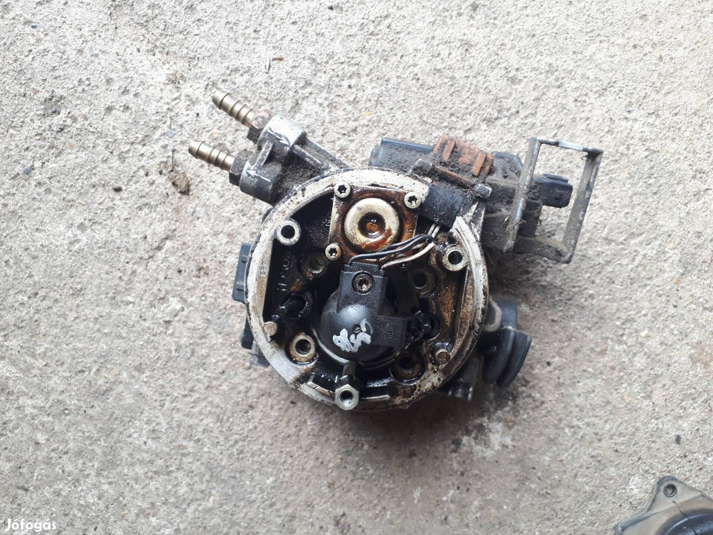 vw golf 3 , 1,4 abd   központi injektor 3435210511