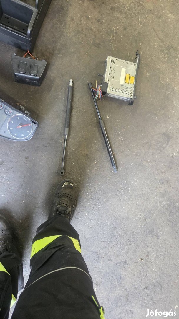 vw golf 5 csomagter teleszkop