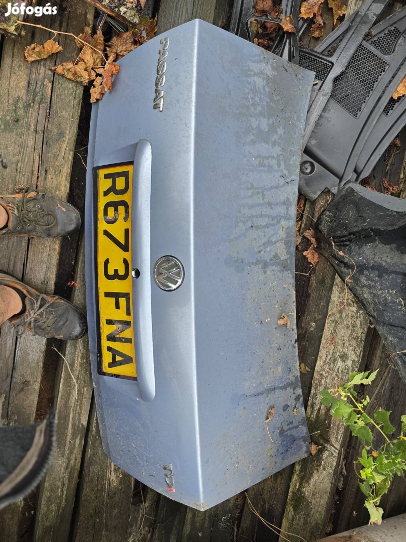vw passat b5 csomagtér ajtó 