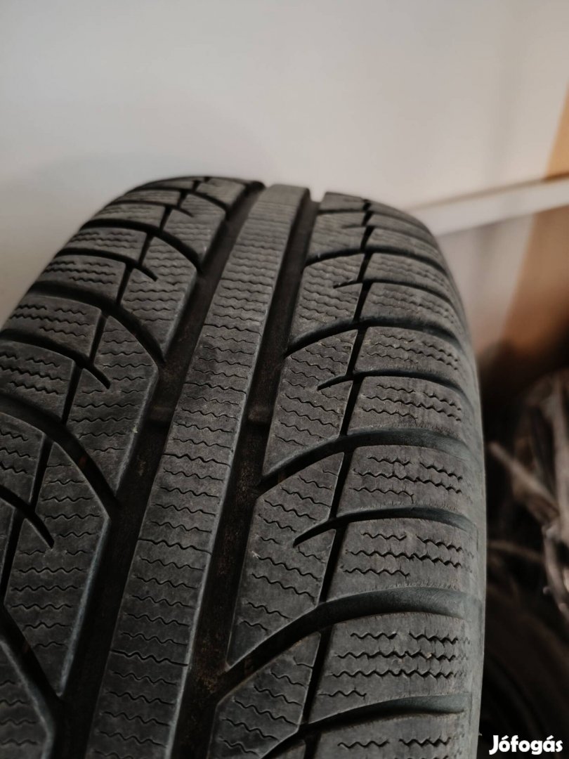 w124 téligumi felnivel