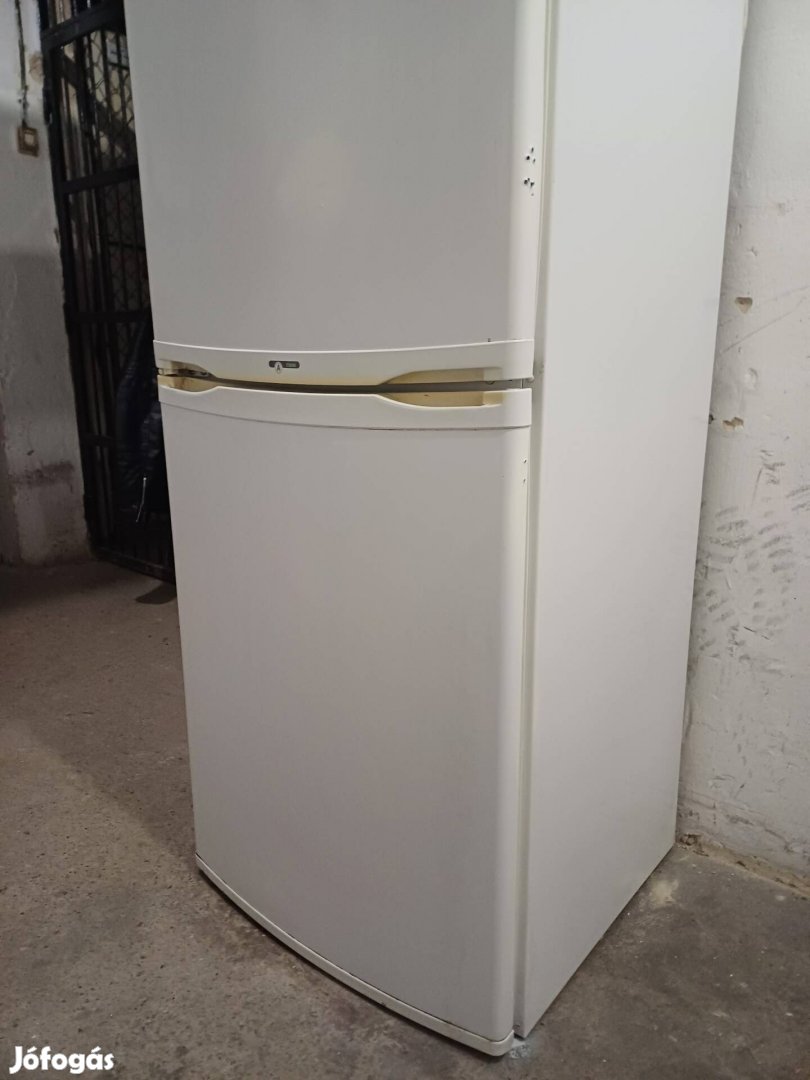 whirlpool Arc540 alulfagyasztós hűtőszekrény