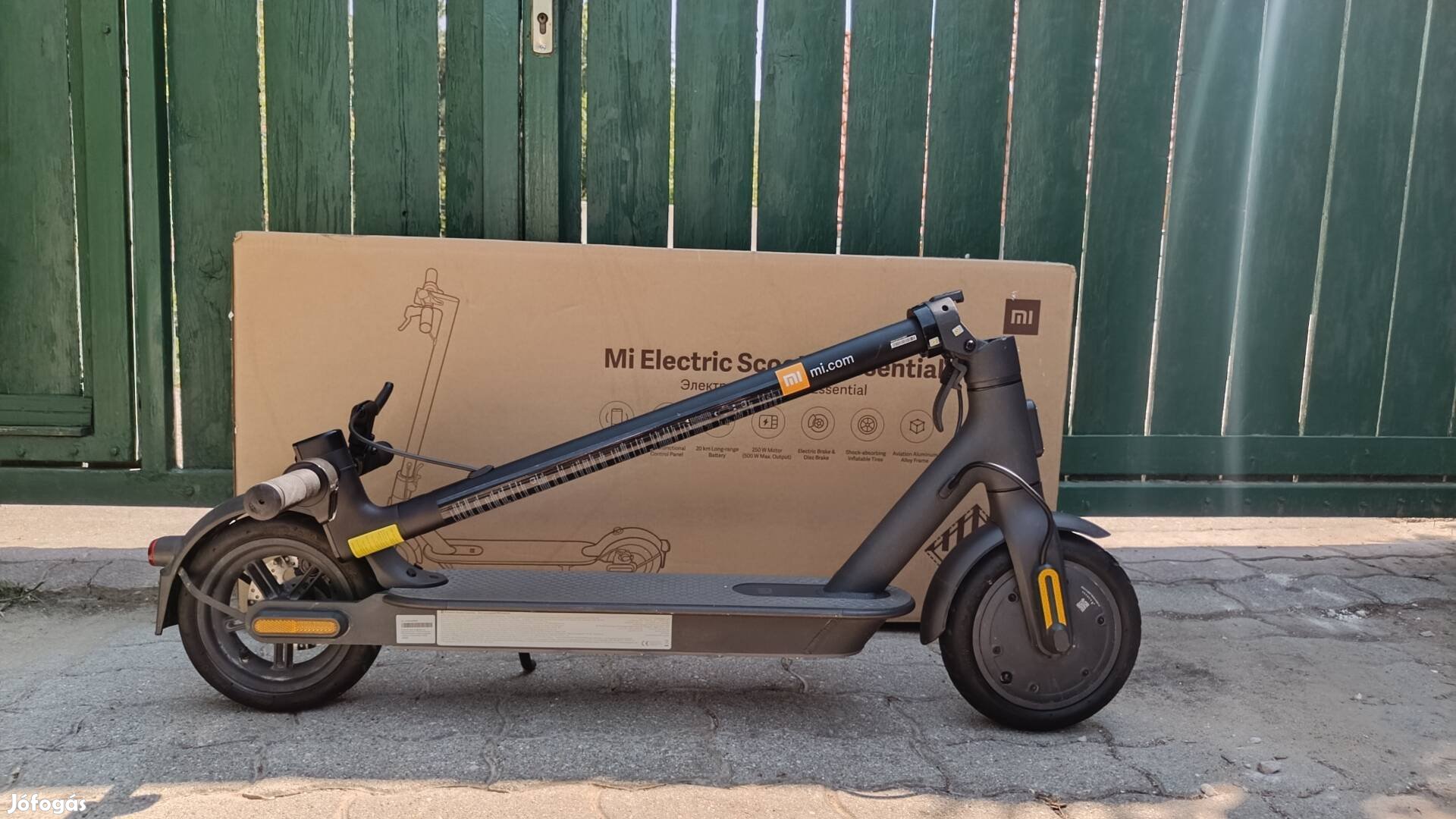xiaomi Mi Electric Scooter Essential elektromos roller 