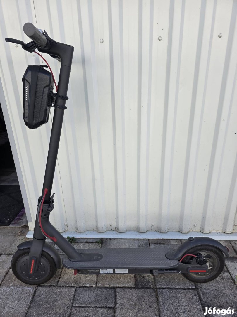xiaomi roller eladó M365 alig használt 