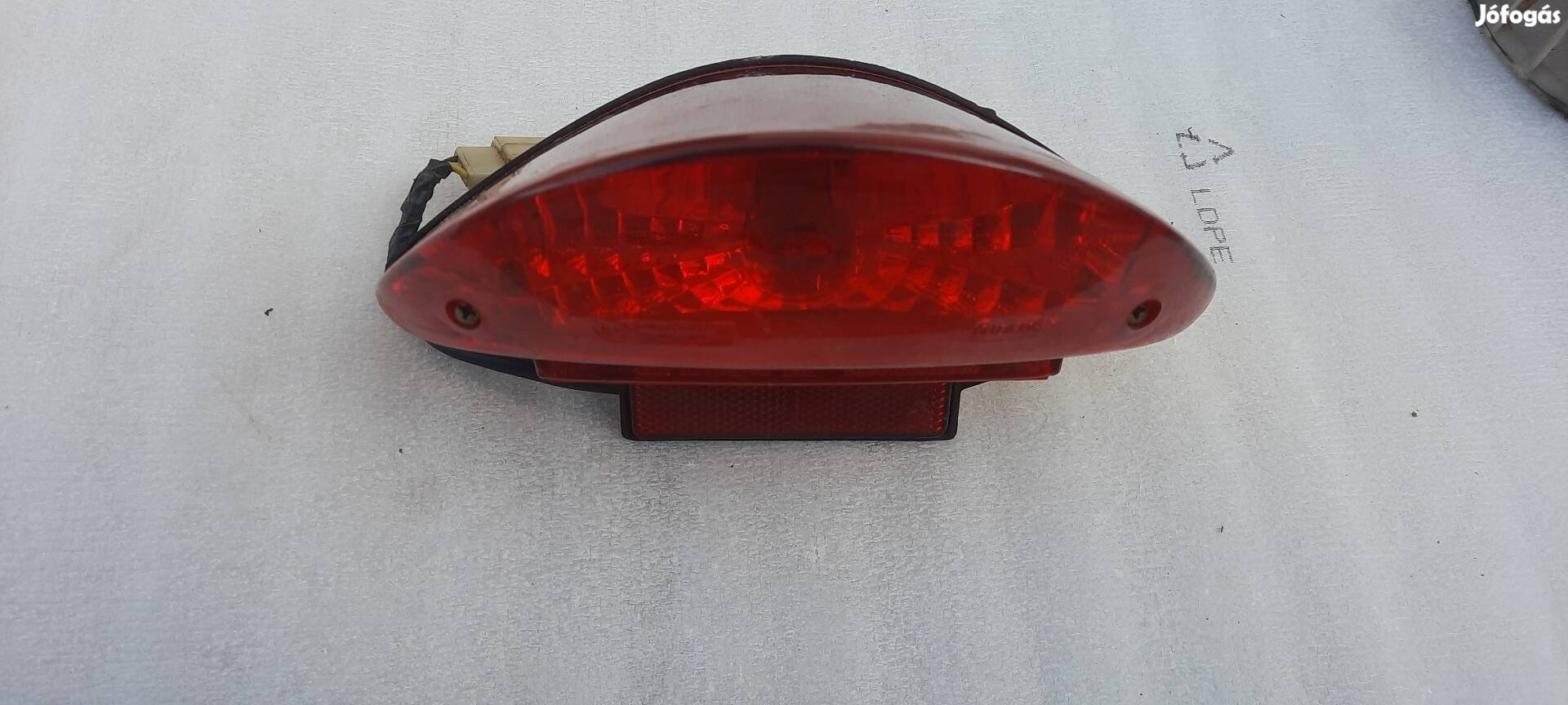 yamaha aerox nitro hátsó lámpa