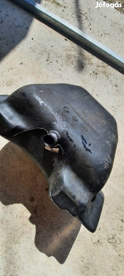 yamaha aerox tank