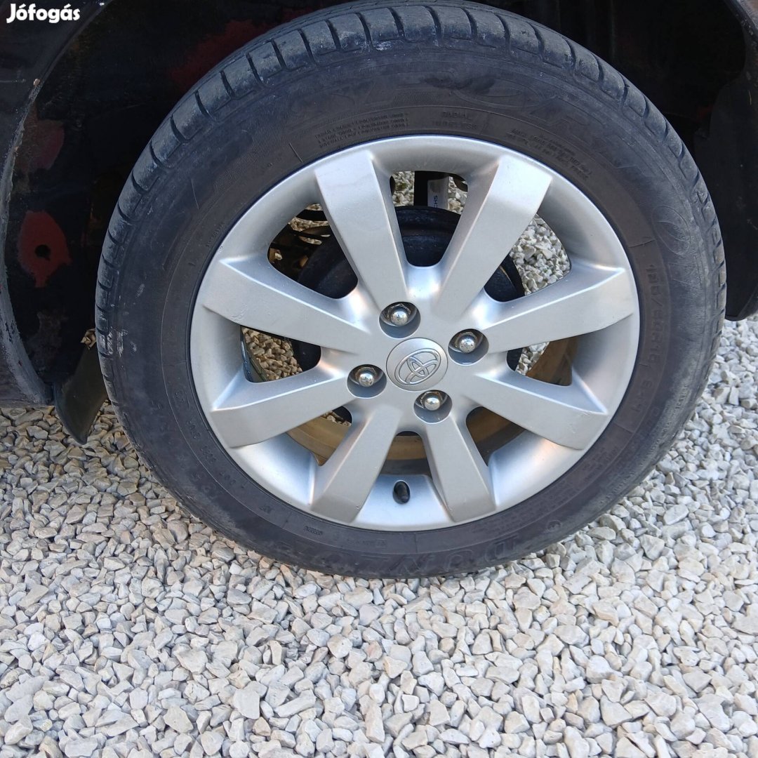 yaris 15" alufelni 