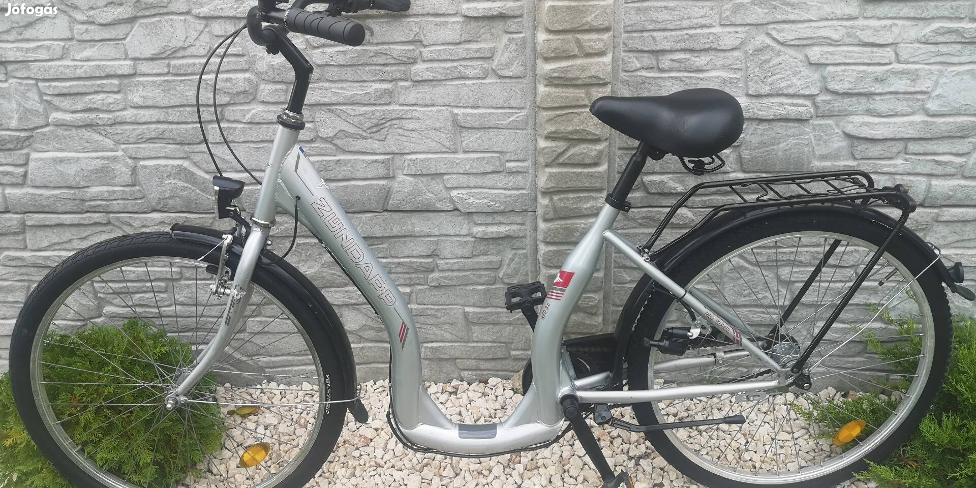 zundapp 26-os mélyvázas női kerékpár 