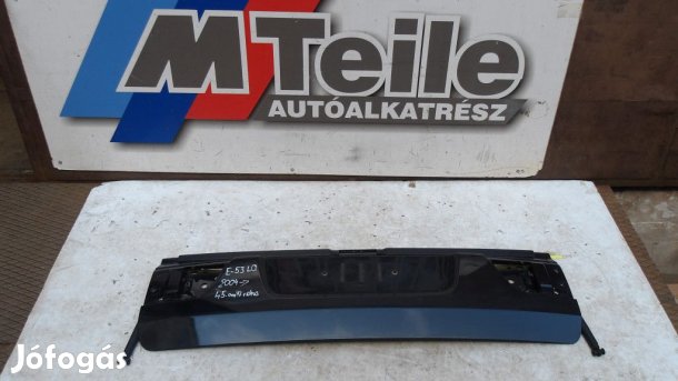 [GYÁRI BONTOTT] BMW E53 LCI 2004-> CSOMAGTÉRAJTÓ ALSÓ RÉSZ