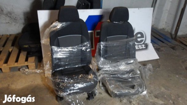 [GYÁRI BONTOTT] BMW E81 SZÖVET BELSŐ