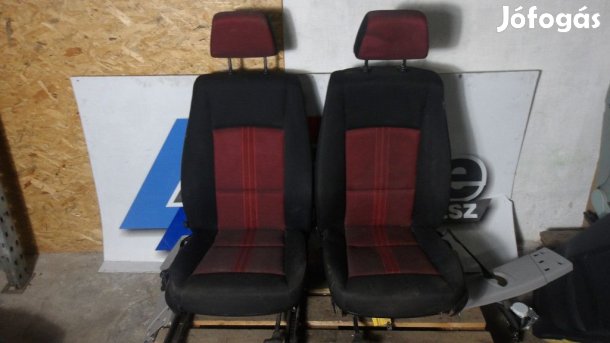 [GYÁRI BONTOTT] BMW E84 FEKET/PIROS SZÖVET BELSŐ